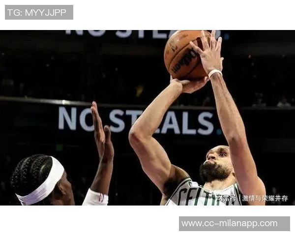 怀特狂送七记盖帽平历史后卫单场纪录追平麦迪与现国王主帅成就