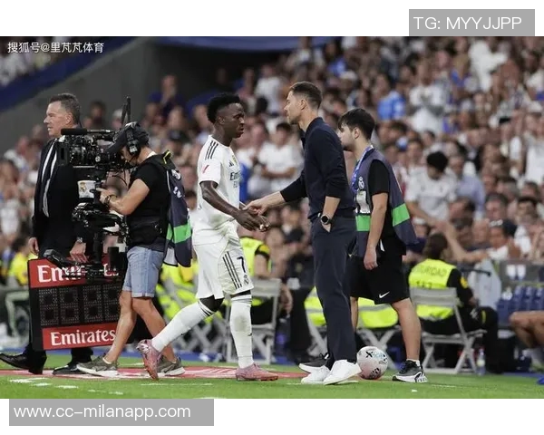 弗洛伦蒂诺果断解雇阿隆索皇马员工惊讶于突如其来的消息